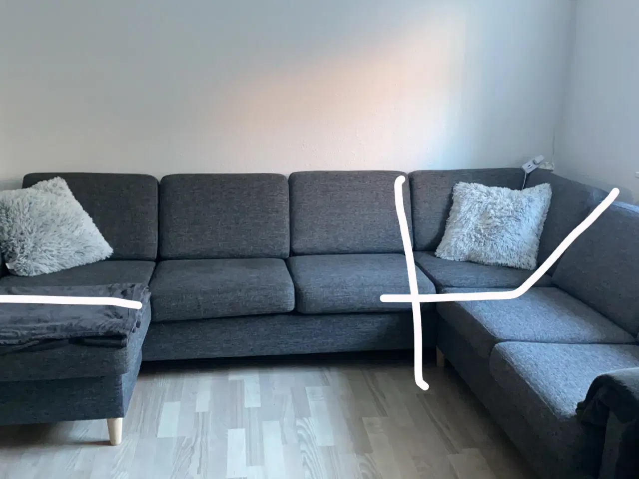 Billede 2 - U sofa i mørkt stof