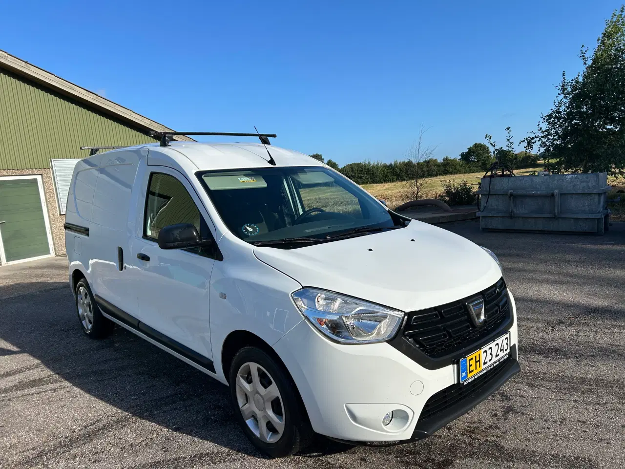 Billede 1 - Dacia dokker