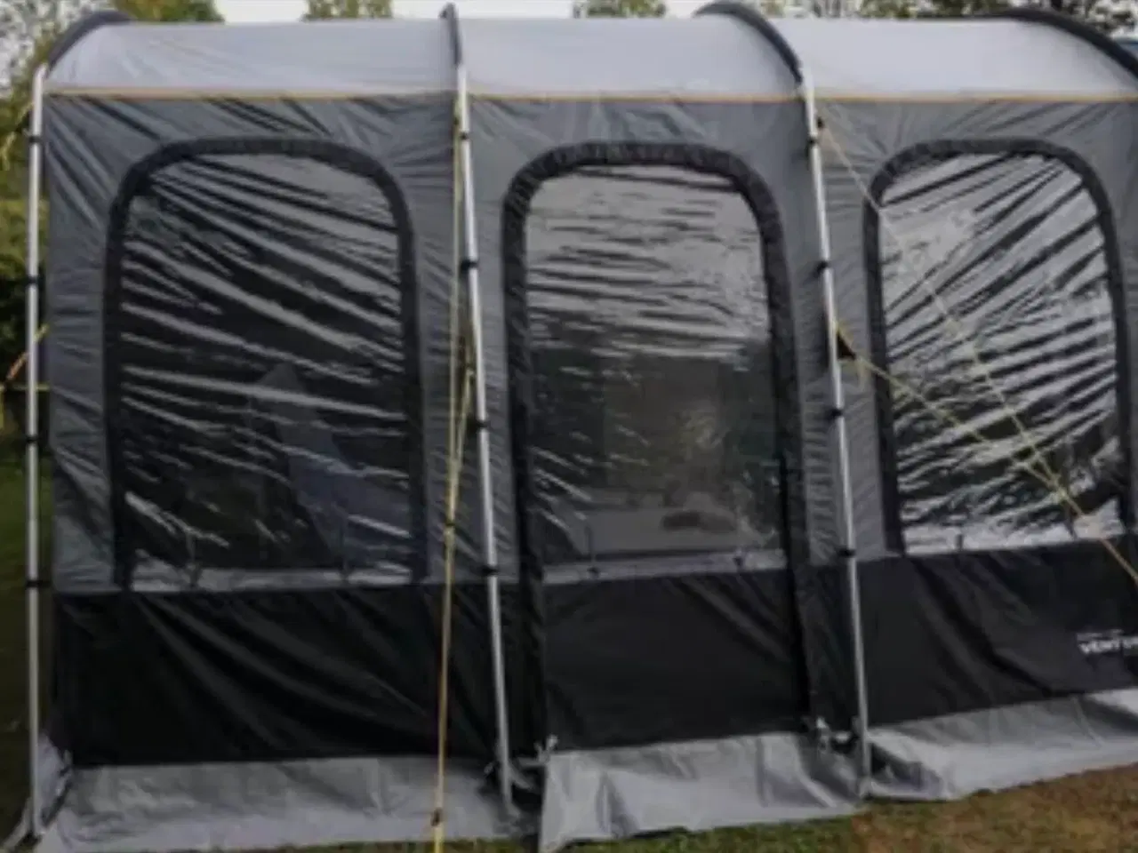 Billede 2 - Ventura Explorer Large fortelt 