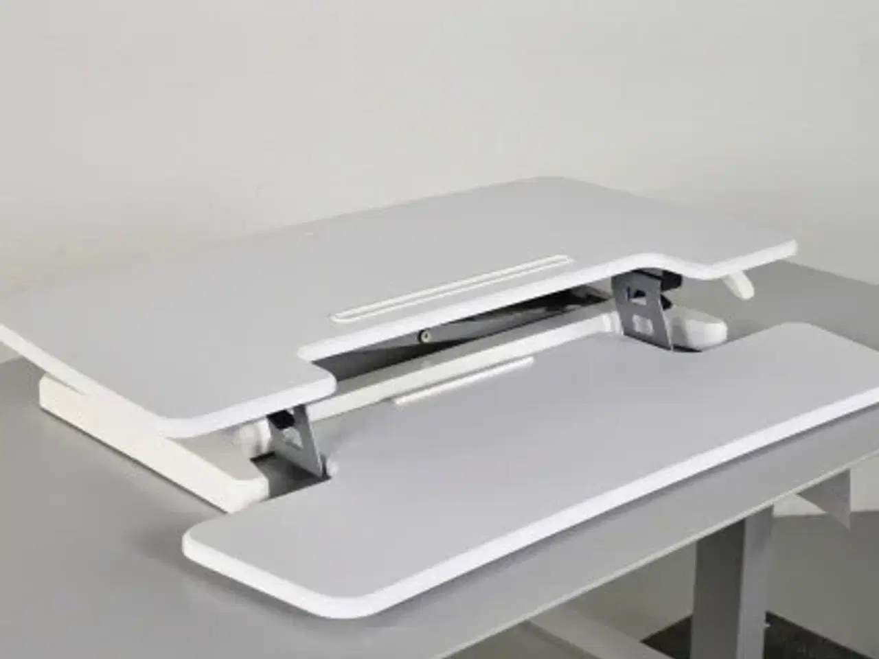 Billede 1 - Sit-stand desk riser, mobilt hæve-/sænkebord