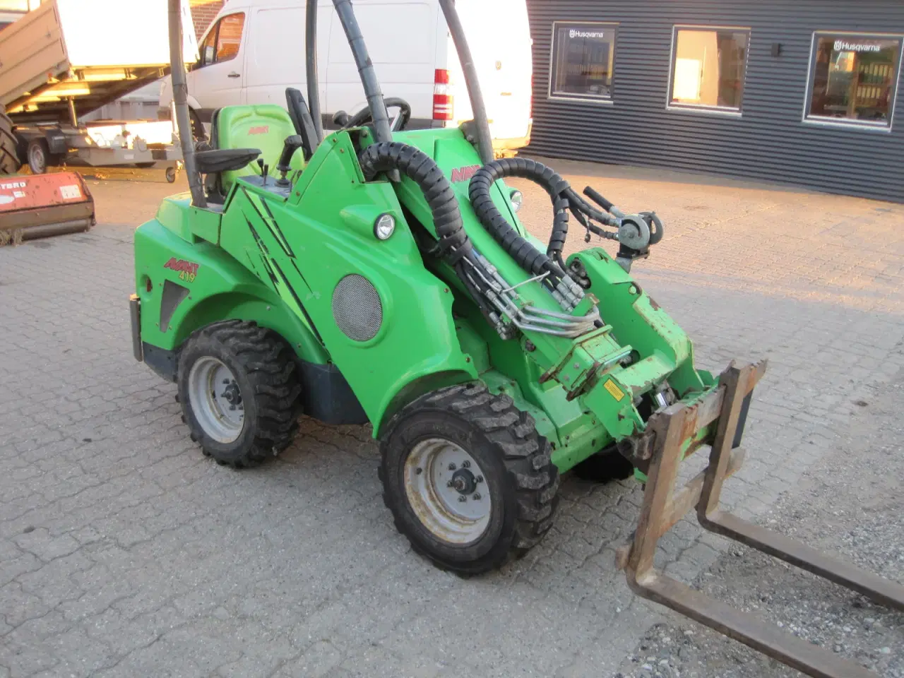 Billede 4 - Avant minilæsser 419