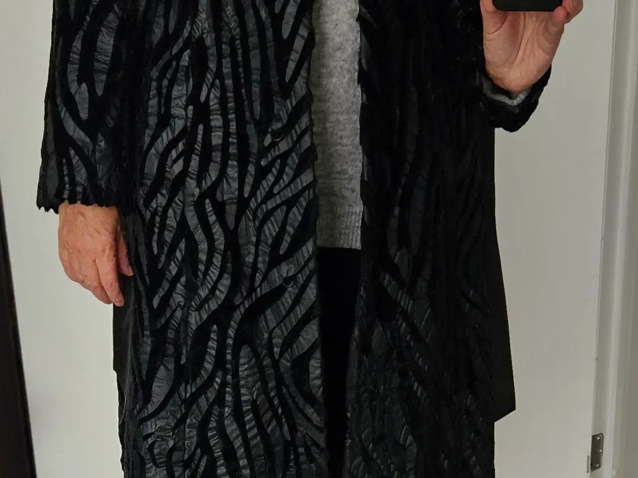 Billede 3 - Frakke fra ANTON & MODA, design