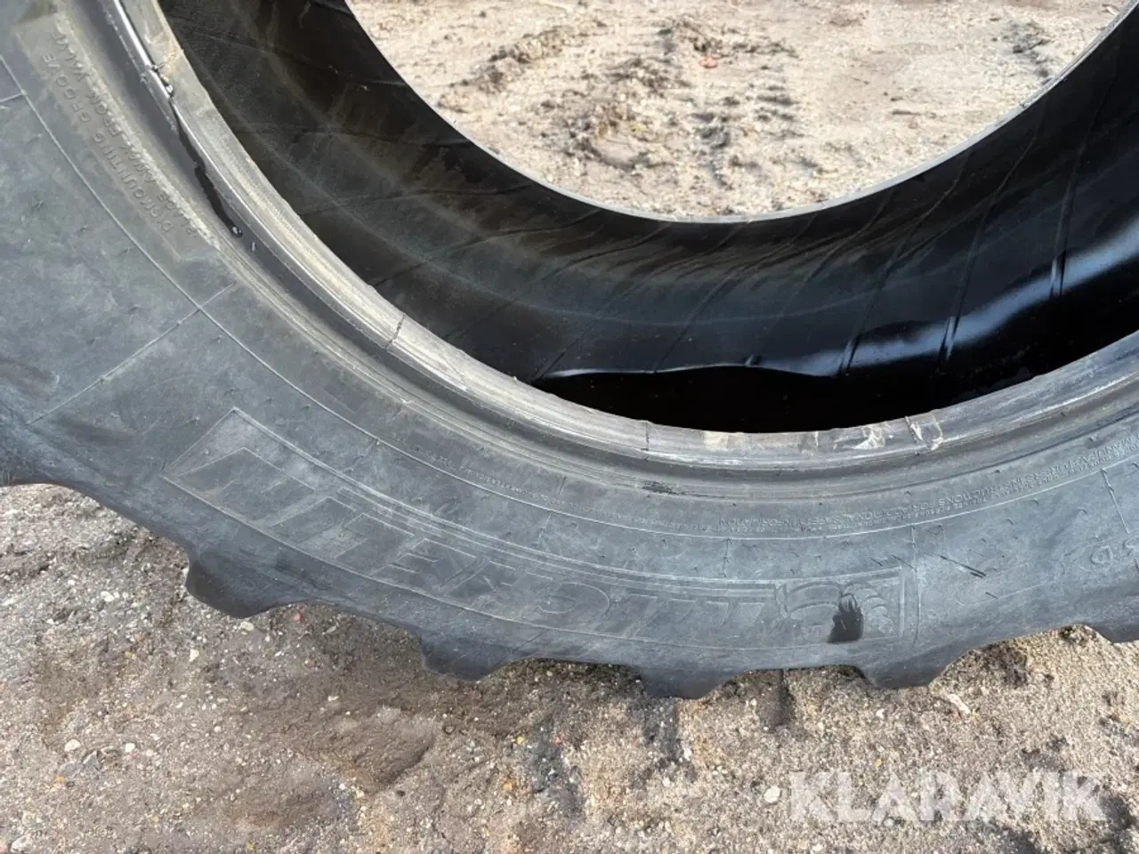 Billede 2 - Landbrugsdæk Michelin 420/70R28 1 styk