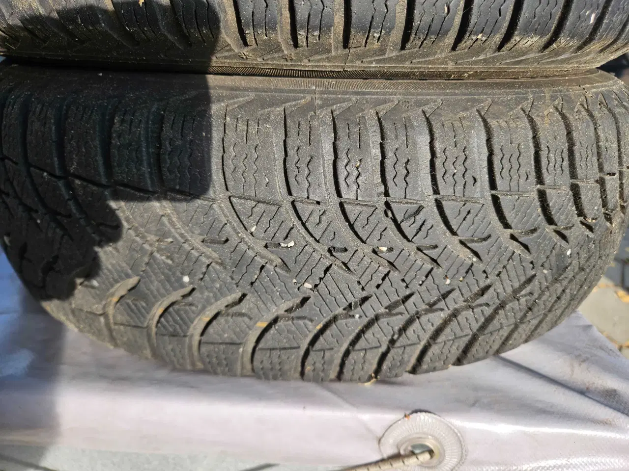 Billede 2 - Michelin vinterdæk 14" SOLGT.