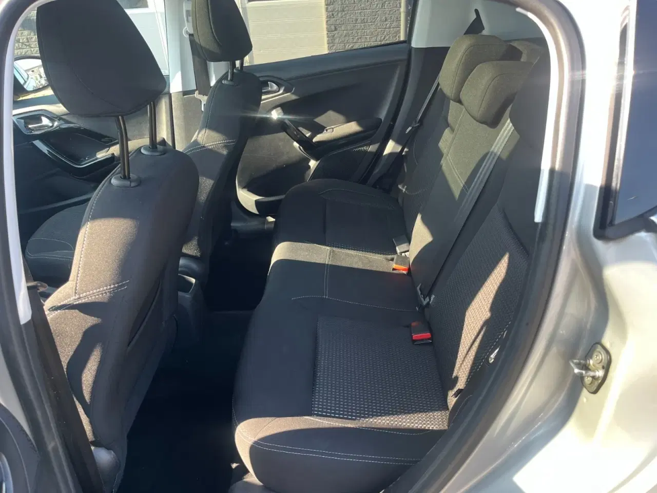 Billede 10 - Peugeot 208 1,6 BlueHDi 100 Desire Sky