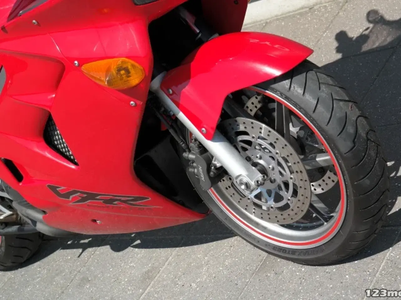 Billede 13 - Honda VFR 800 F MC-SYD       BYTTER GERNE