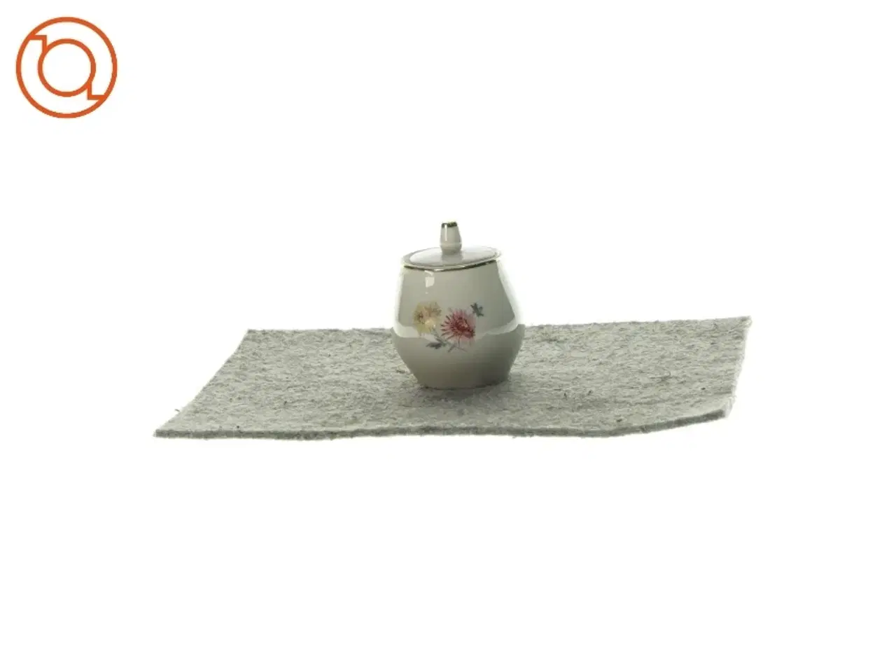 Billede 1 - Porcelænskrukke (str. 8 x 5cm)