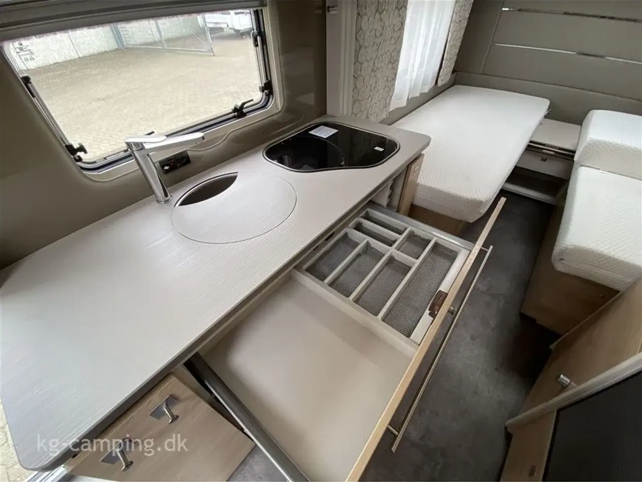 Billede 11 - 2021 - Dethleffs Nomad 510 LE Avantgarde   Masser af udstyr: Solceller - Inverter - Klimaanlæg - Fortelt - XT mover