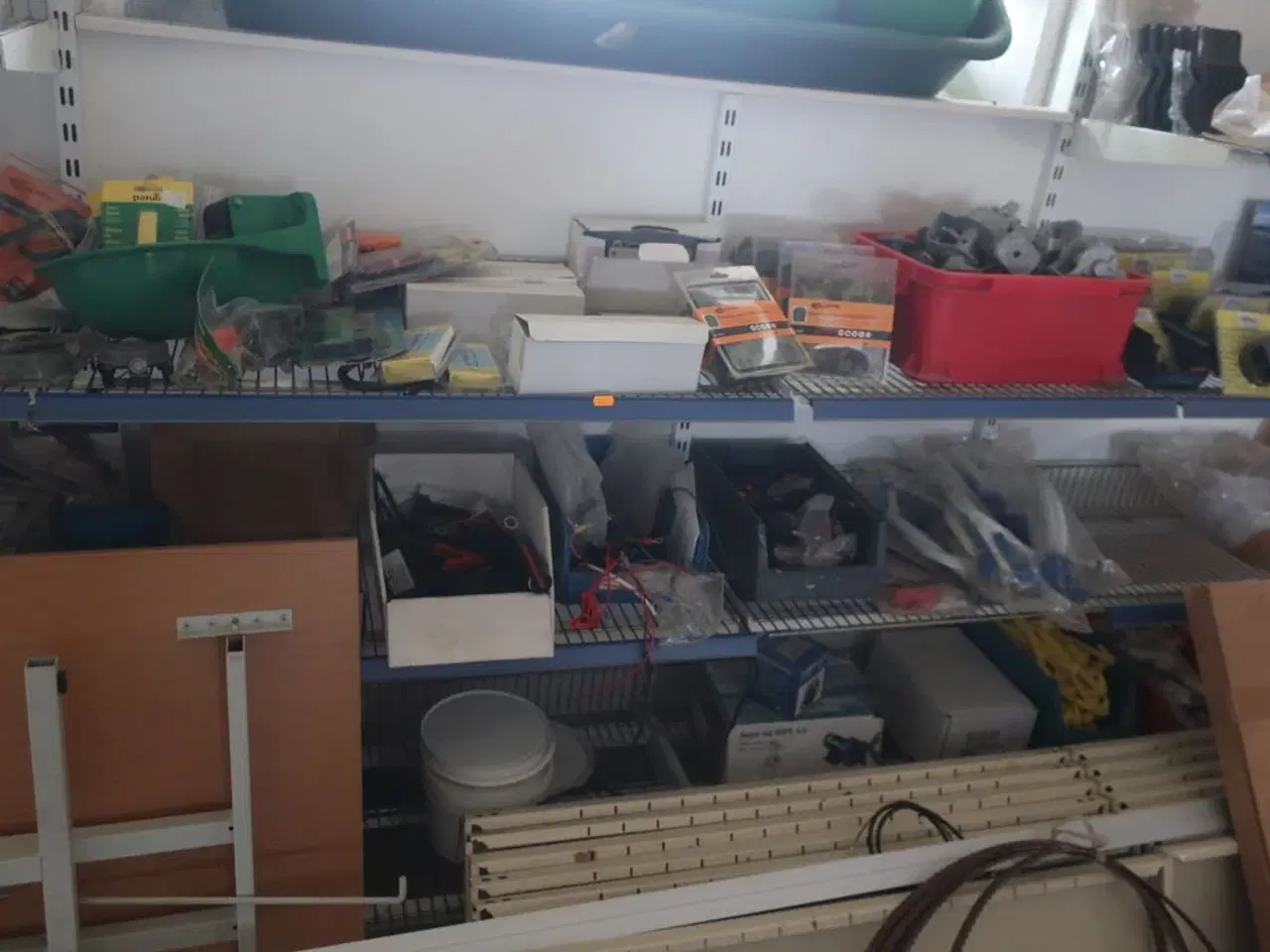 Billede 23 - Sækkevogn, varelager, reservedele, værktøj, reol, opbevaringsvogn m.m.