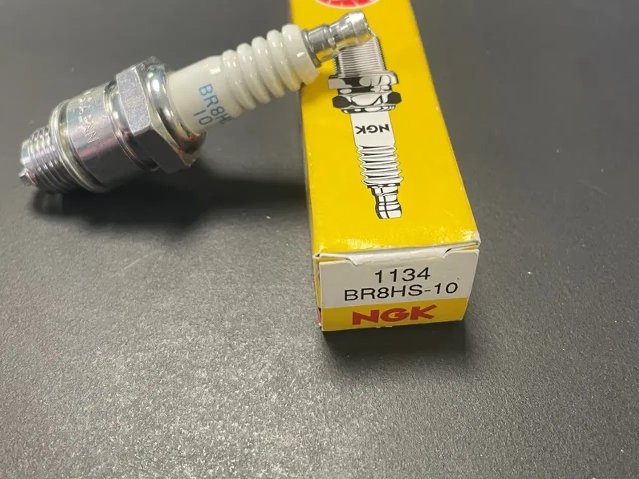 Billede 1 - NGK Tændrør BR8HS-10