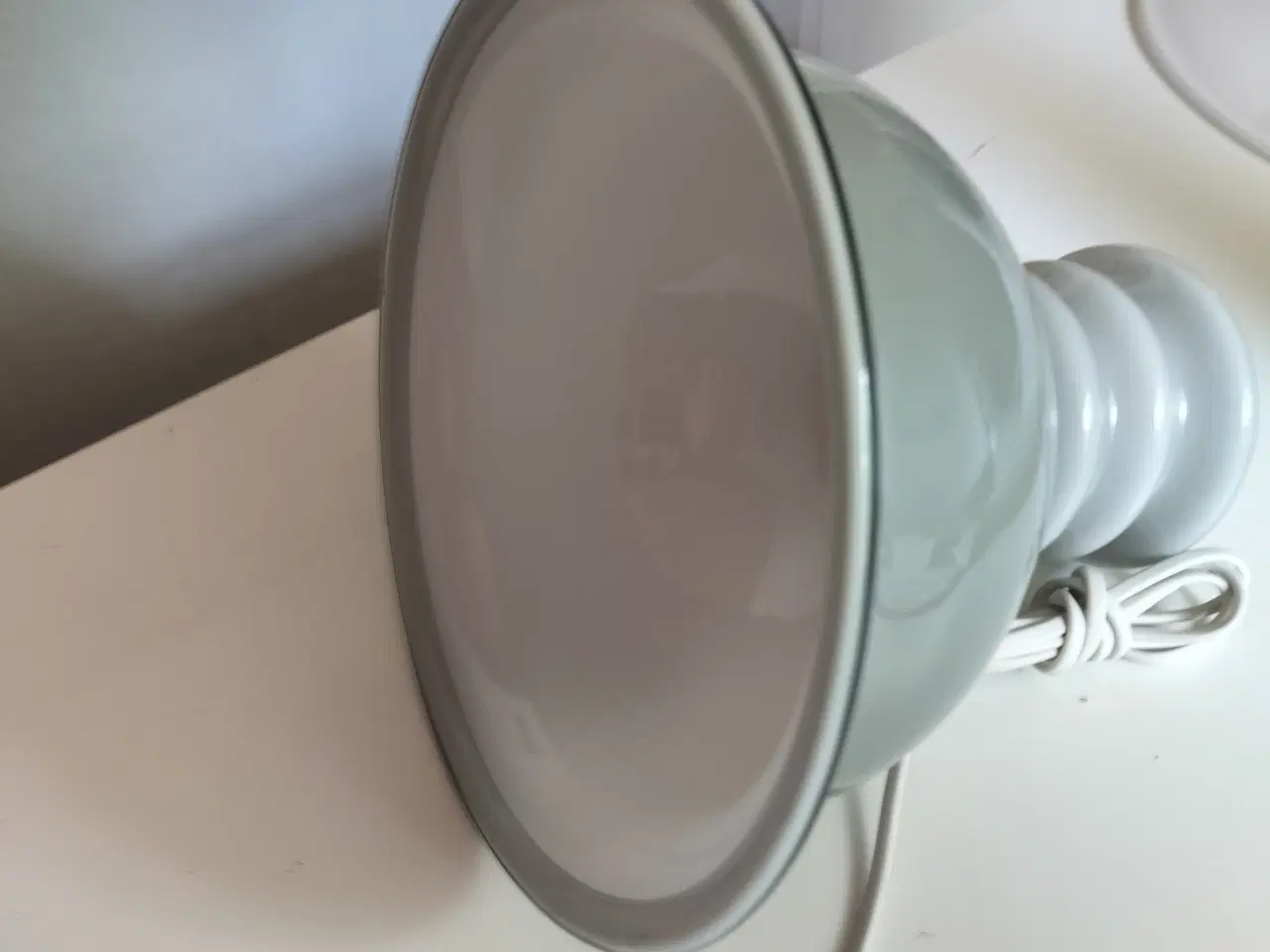 Billede 3 - Holmegaard grå pendel 24 cm 