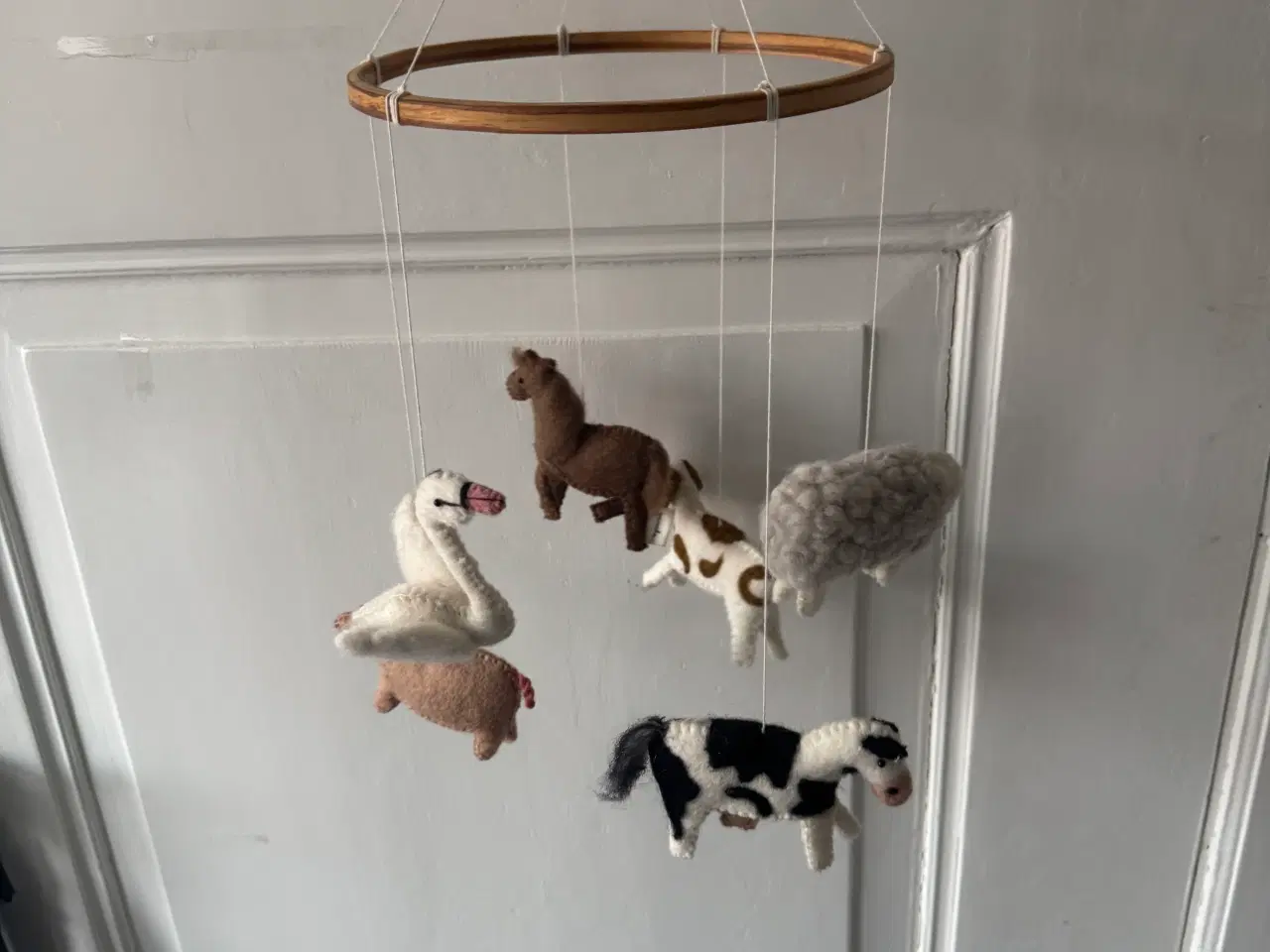 Billede 4 - Uro med bondegårdsdyr inkl. holder