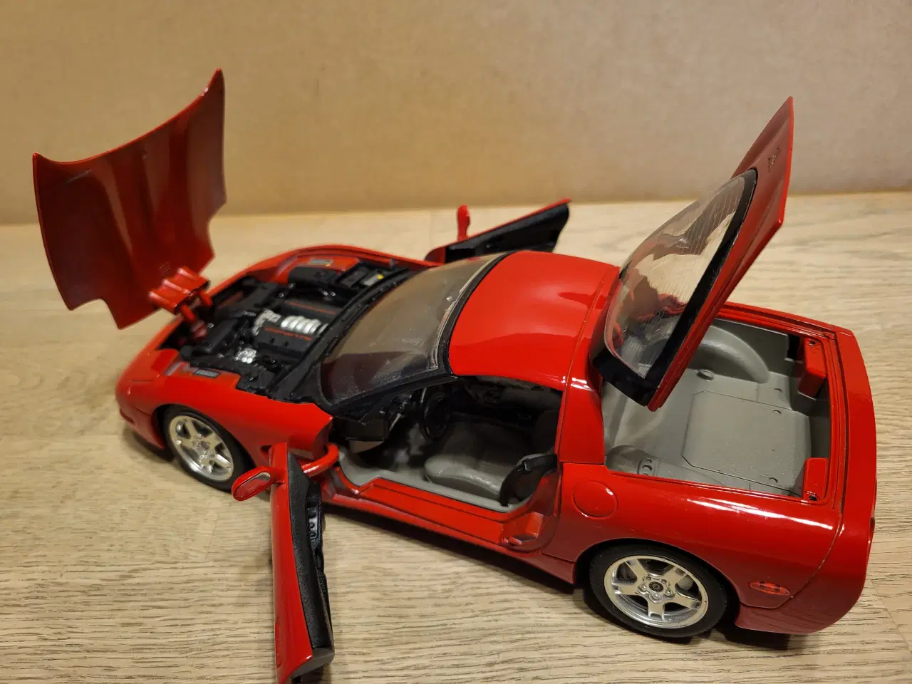 Billede 5 - Modelbil. Chevrolet Corvette C5 (1997). Skala 1/18
