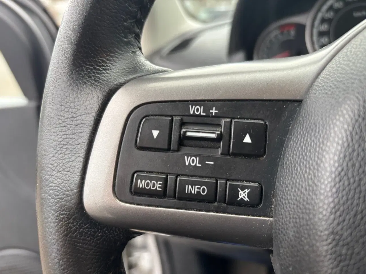 Billede 7 - Mazda 2 1,3 Takara Edition