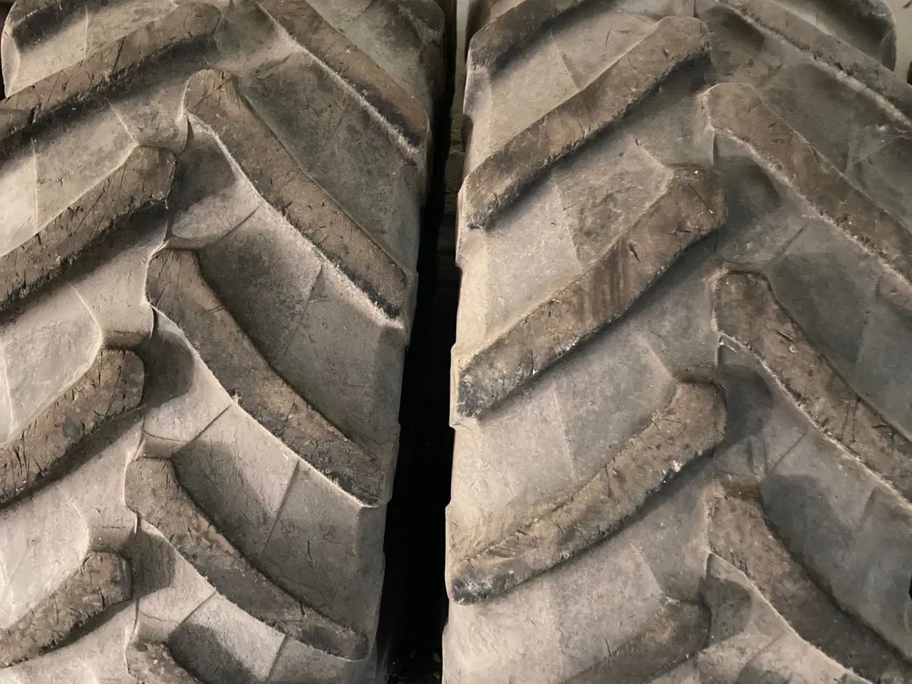 Billede 1 - 600/65 R 28