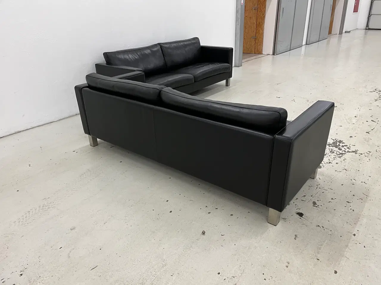 Billede 5 - Mogens Hansen MH321 2x3 Pers.Sofaer sort prestige.