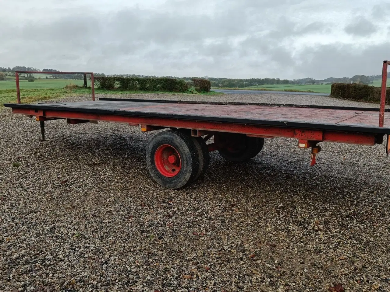 Billede 6 - - - - Halm vogn, rundballer og firkantet