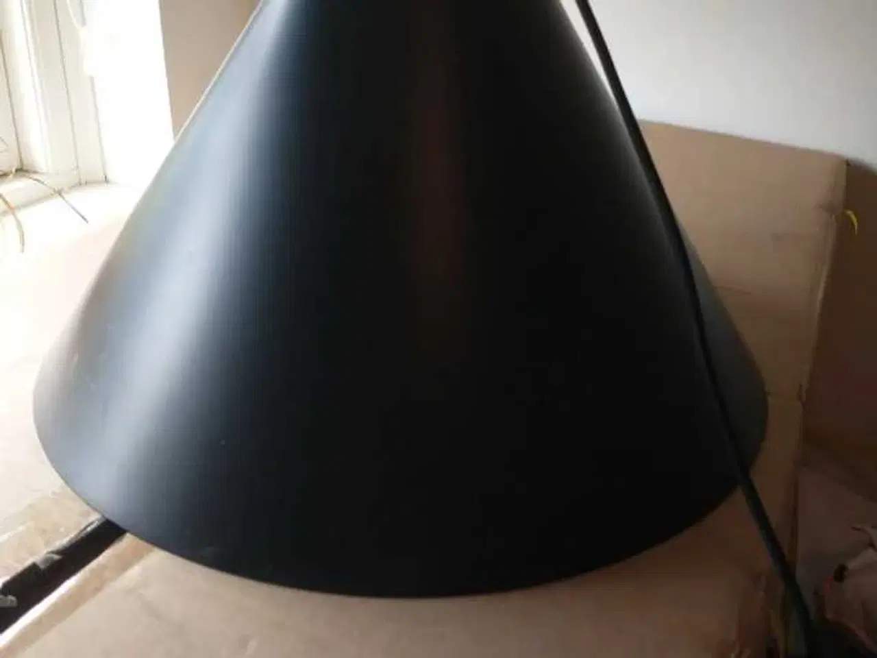 Billede 1 - Ø46 cm sort Frandsen pendel