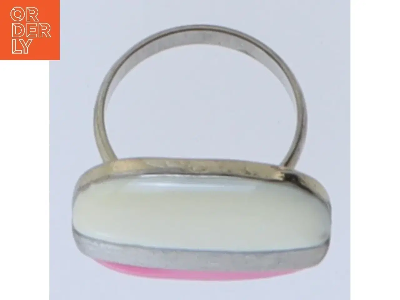 Billede 1 - Ring med farvet sten (str. 53 mm)