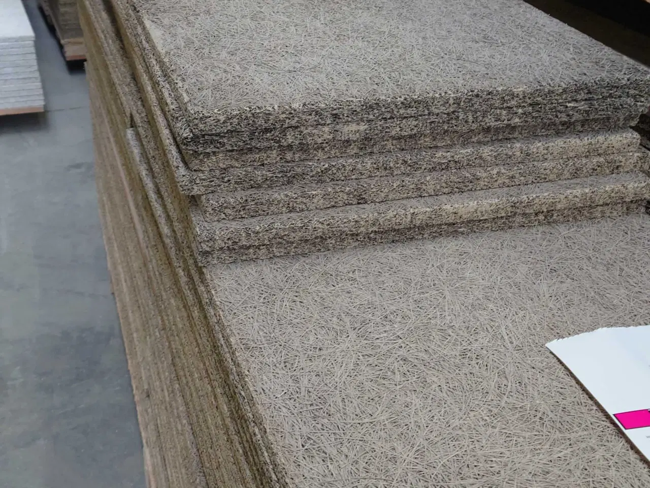 Billede 2 - Troldtekt til haller, værksteder og lignende.