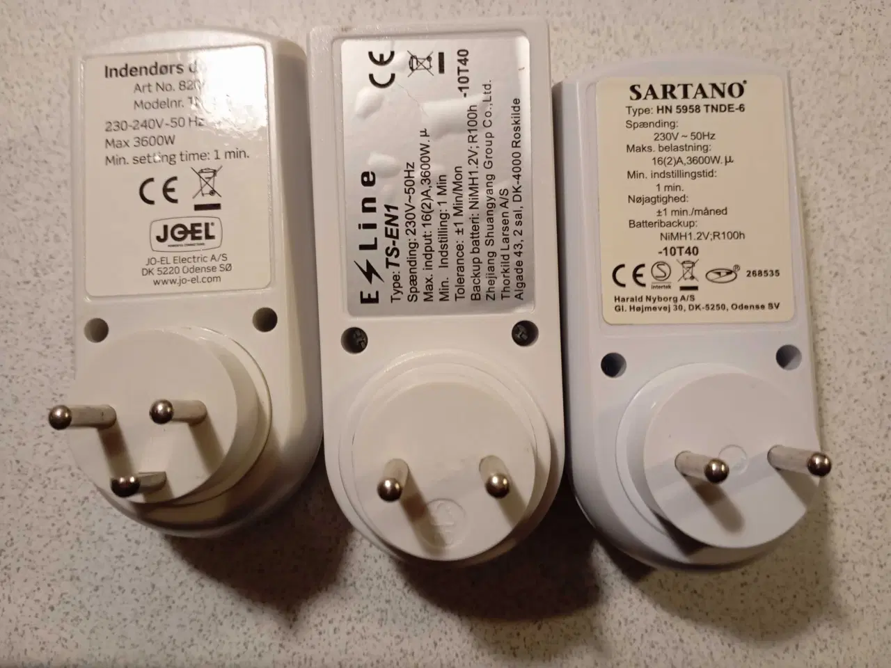 Billede 3 - Timer. Tænd og sluk ur. 