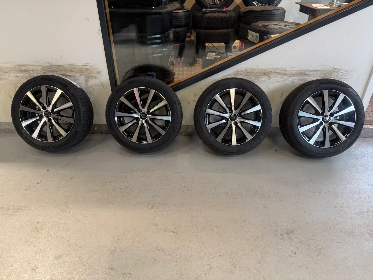 Billede 1 - Nye 16” alufælge med nye sommerdæk