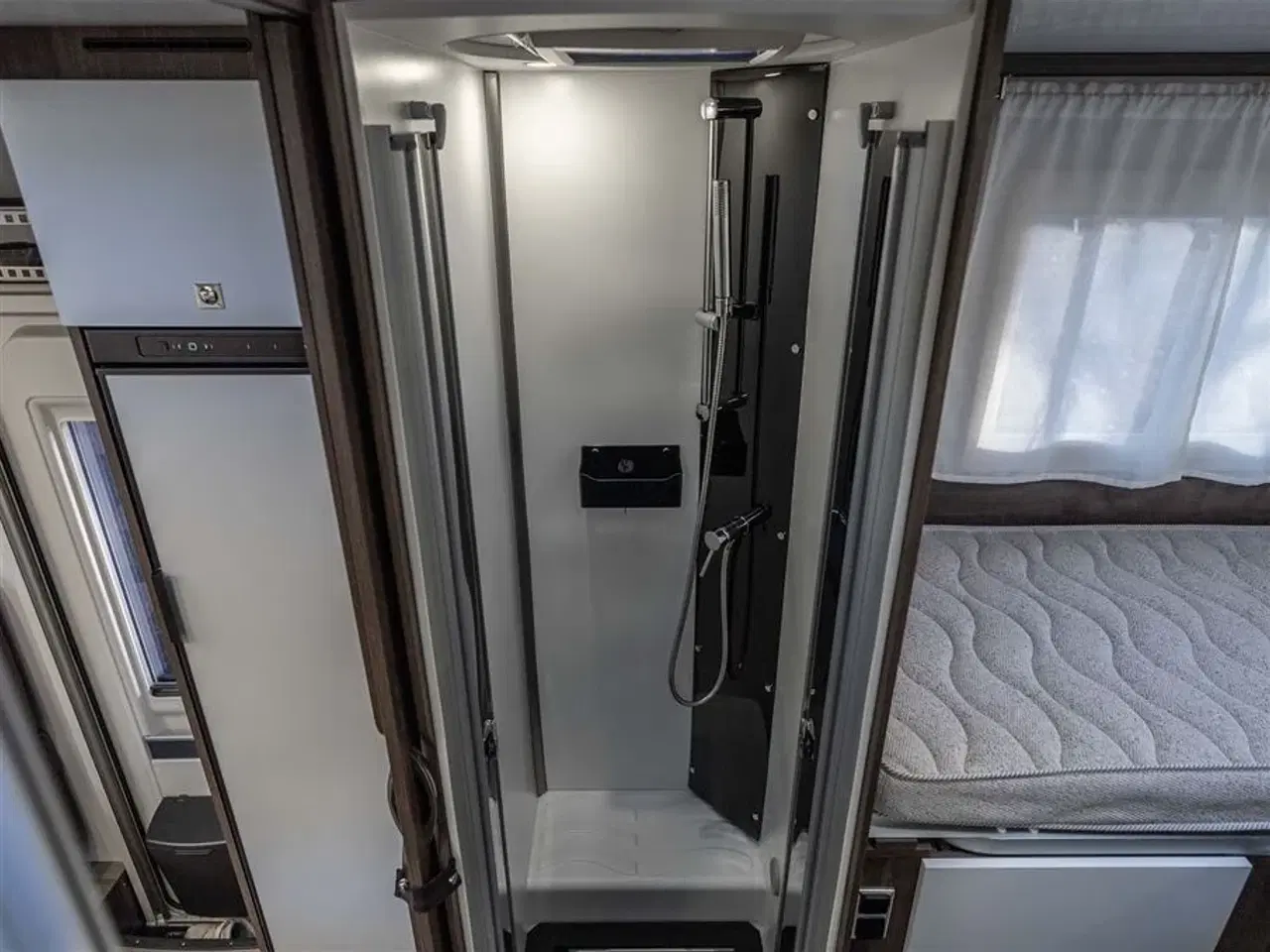 Billede 11 - 2026 - Benimar Tessoro T463