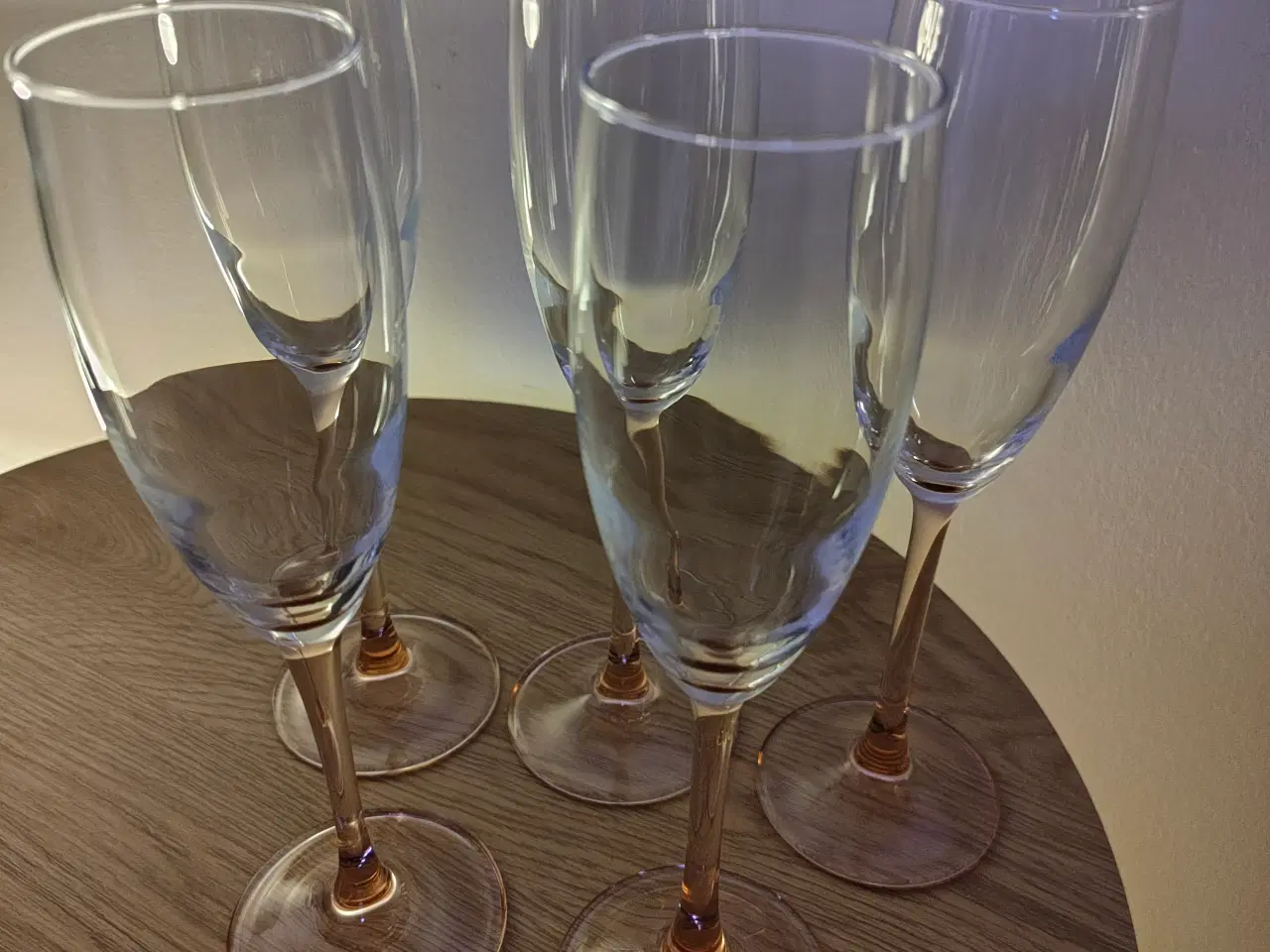 Billede 3 - Flotte Luminarc champagneglas