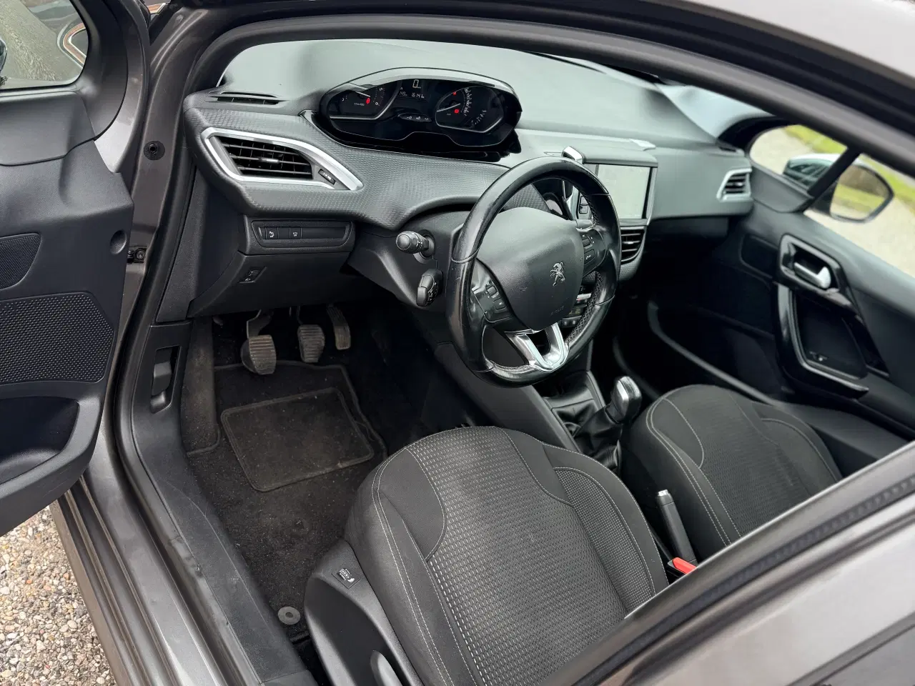 Billede 11 - Peugeot 208, modelår 2017, Diesel