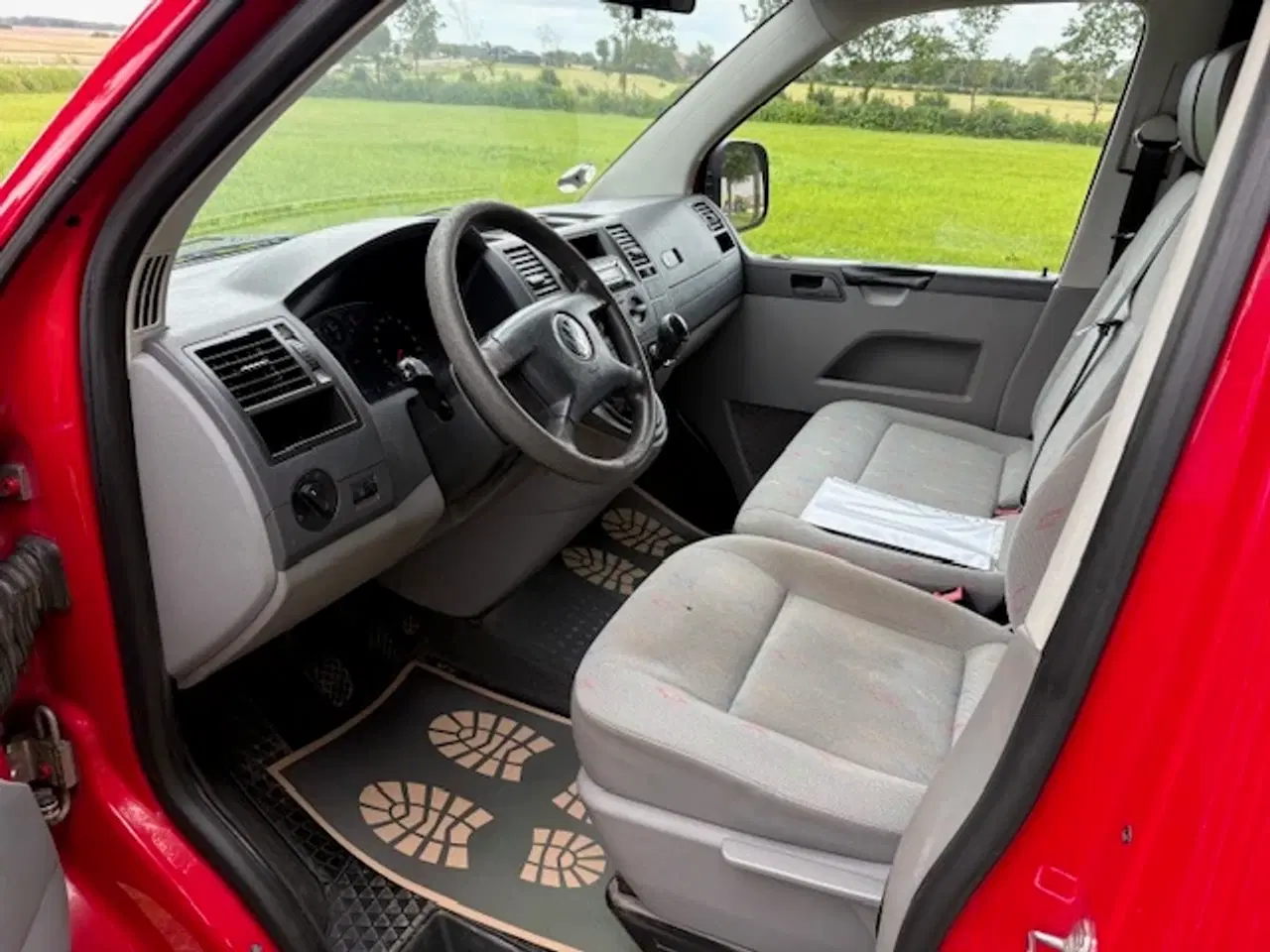 Billede 6 - VW Transporter 2,5 TDi 130 Kassevogn lang 4d Nysyn