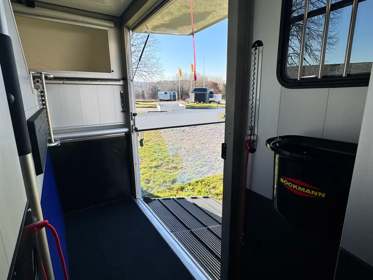 Billede 9 - NY Böckmann Compact Stall hestetransporter