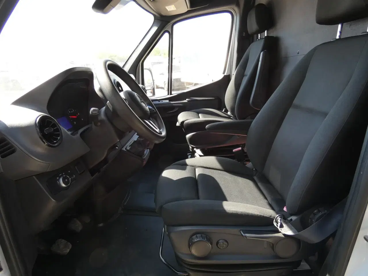 Billede 9 - Mercedes-Benz Sprinter 316 2,1 CDI A2 H2 RWD 163HK Van 6g