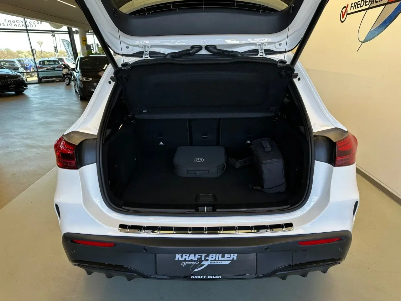 Billede 8 - Mercedes EQA250+  AMG Line