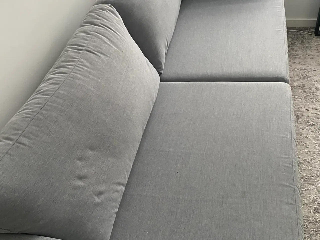 Billede 2 - Superlækker og behagelig stofsofa