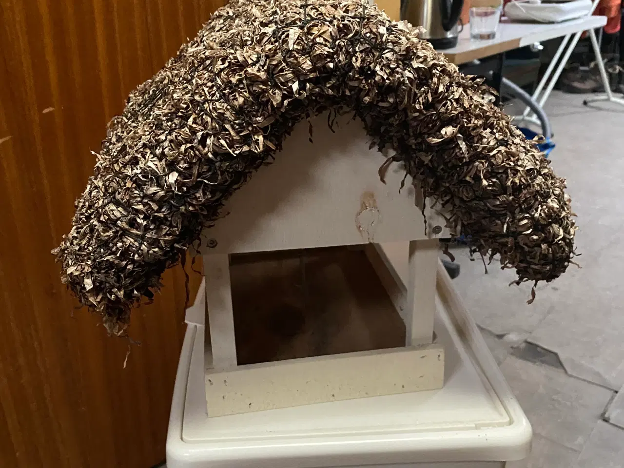 Billede 1 - Læsø fuglehus med tangtag