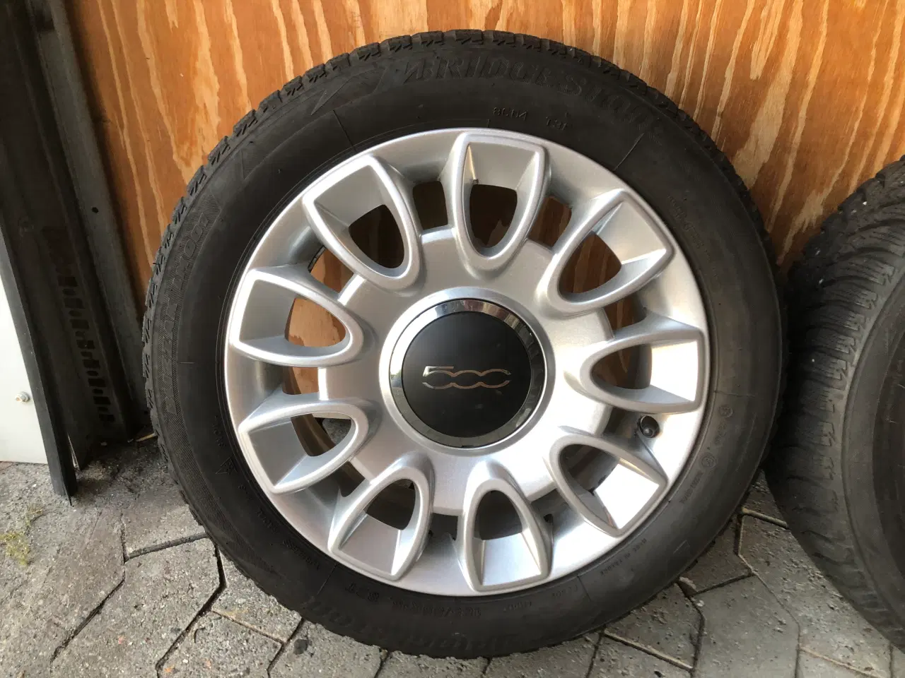 Billede 2 - Fiat 500 vinterhjul 