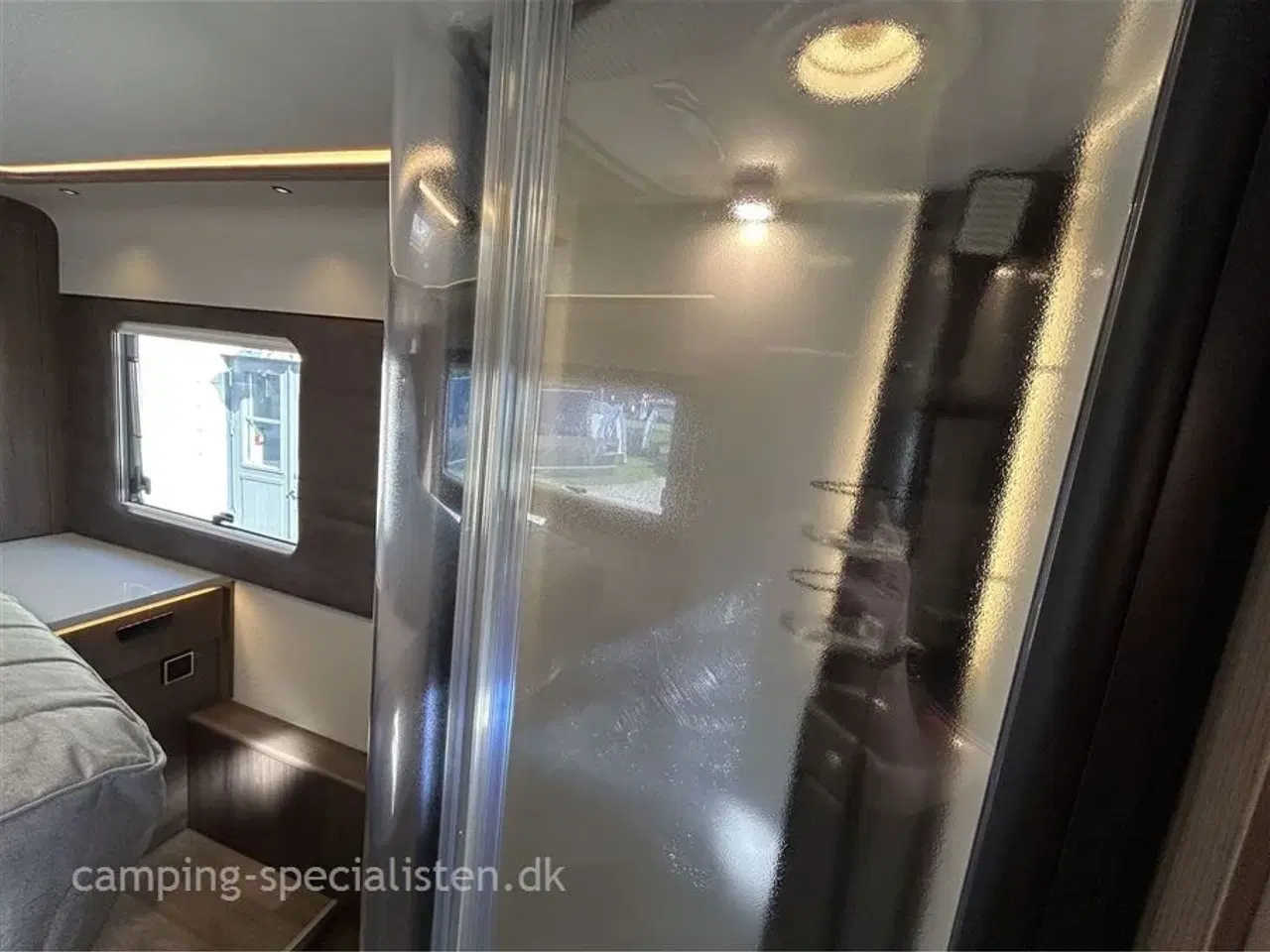 Billede 9 - 2026 - Kabe Imperial i790 LQB   Kabe Imperial i790 LQB model 2026 kan snart ses hos Camping-Specialisten