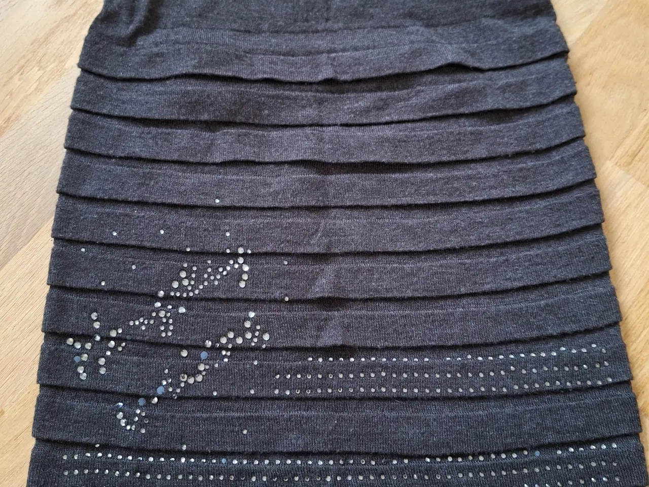 Billede 2 - Nederdel