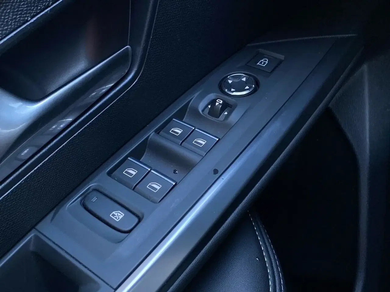 Billede 24 - Peugeot e-5008 EL GT 210HK 5d Aut.