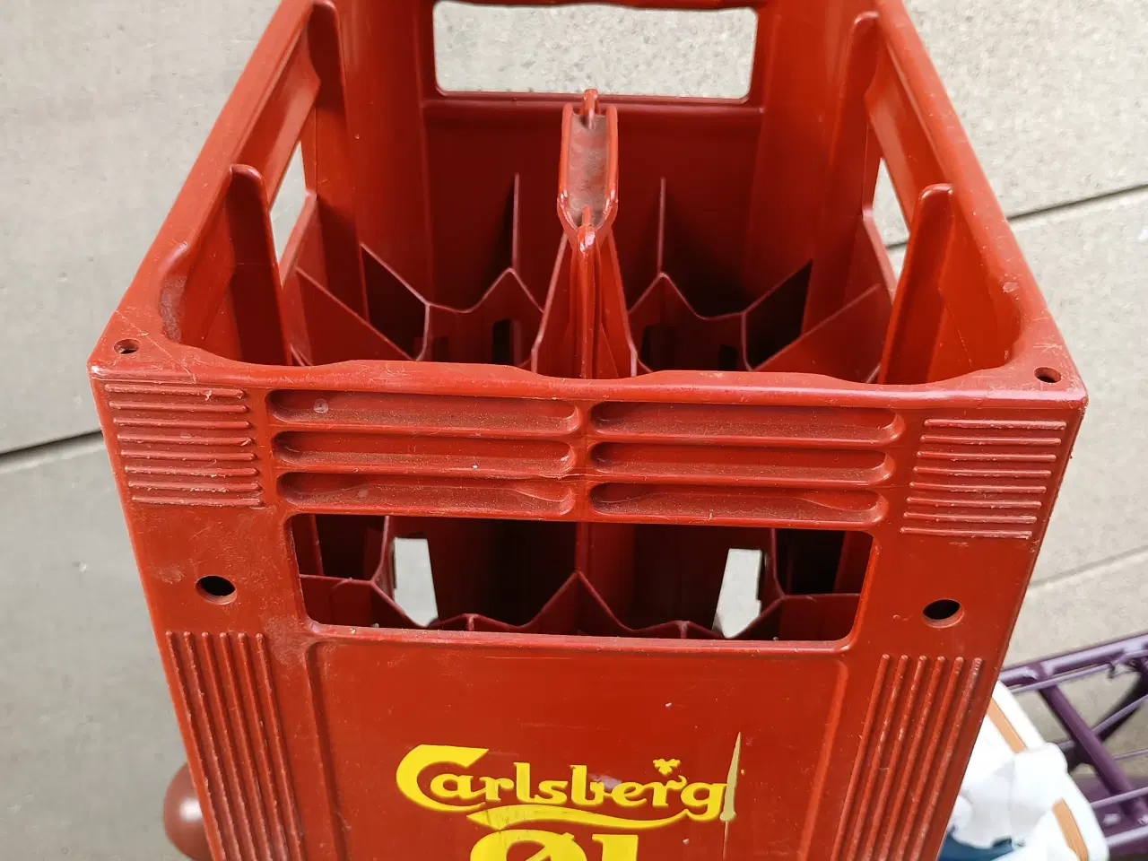 Billede 4 - Carlsberg 12styks kasse.