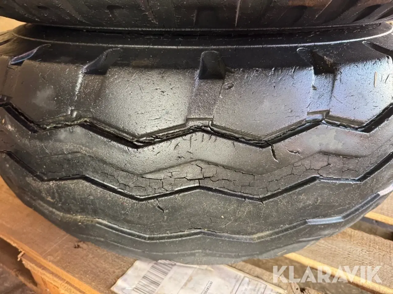 Billede 4 - Dæk Stomil Implement