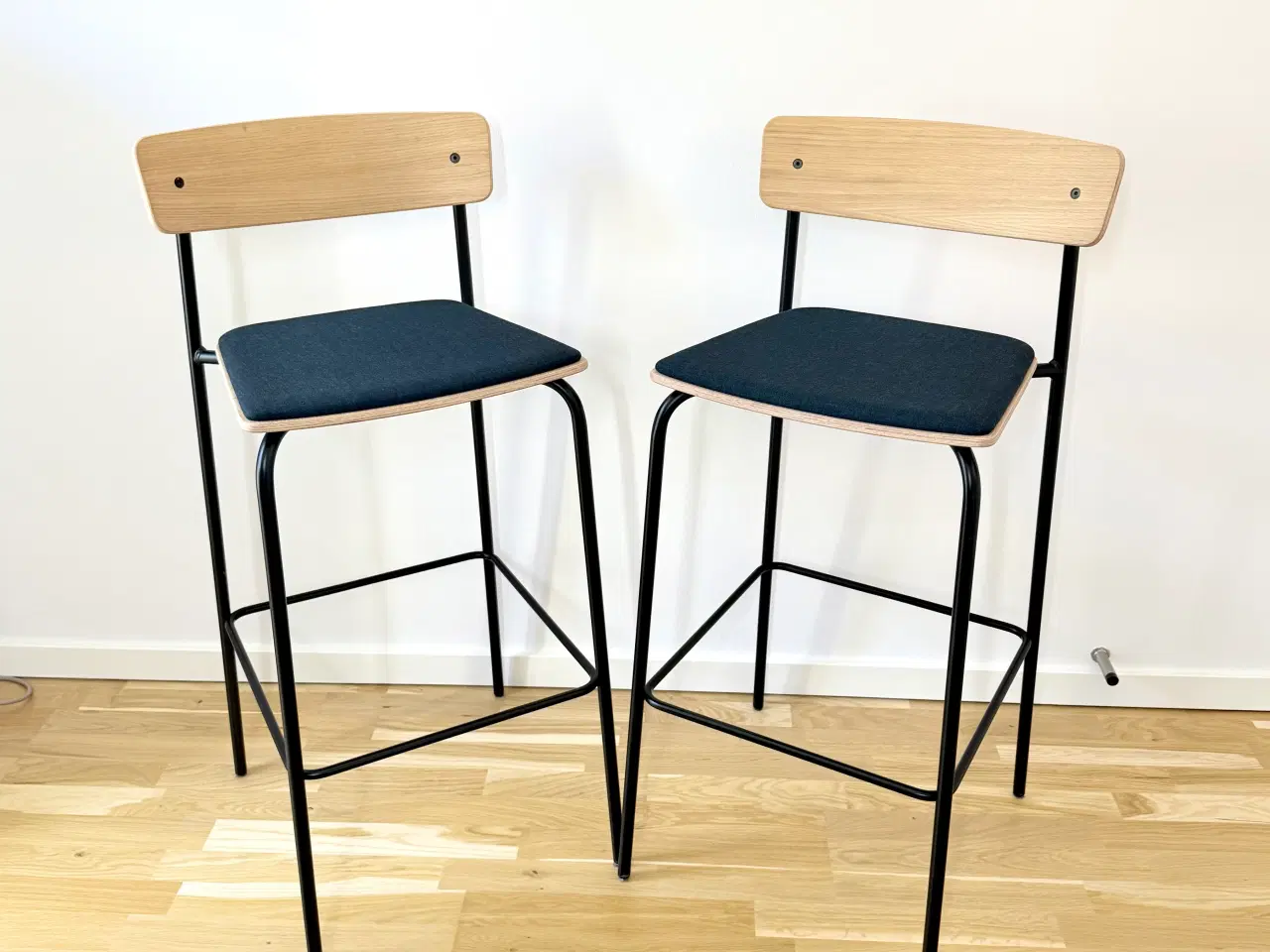 Billede 1 - 2 stk eksklusive TAKT T16 Cross Bar Chair Tube