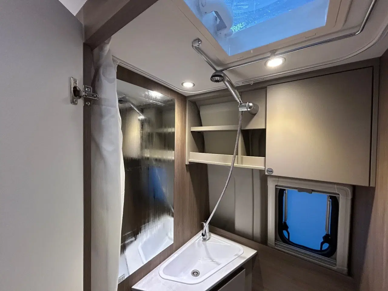 Billede 17 - Carado CV602 PRO 2,2 JTD 140 aut.