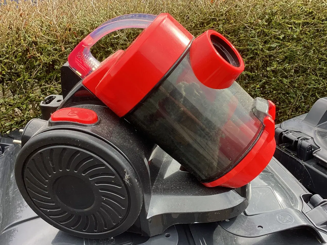 Billede 1 - Lille støvsuger næsten ikke brugt