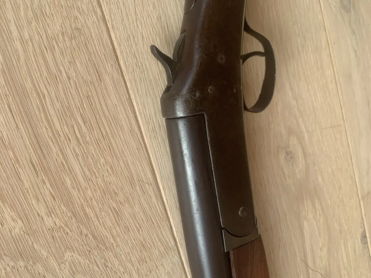 Billede 1 - Enkeltløbet Cal 16 produceret i Frankrig