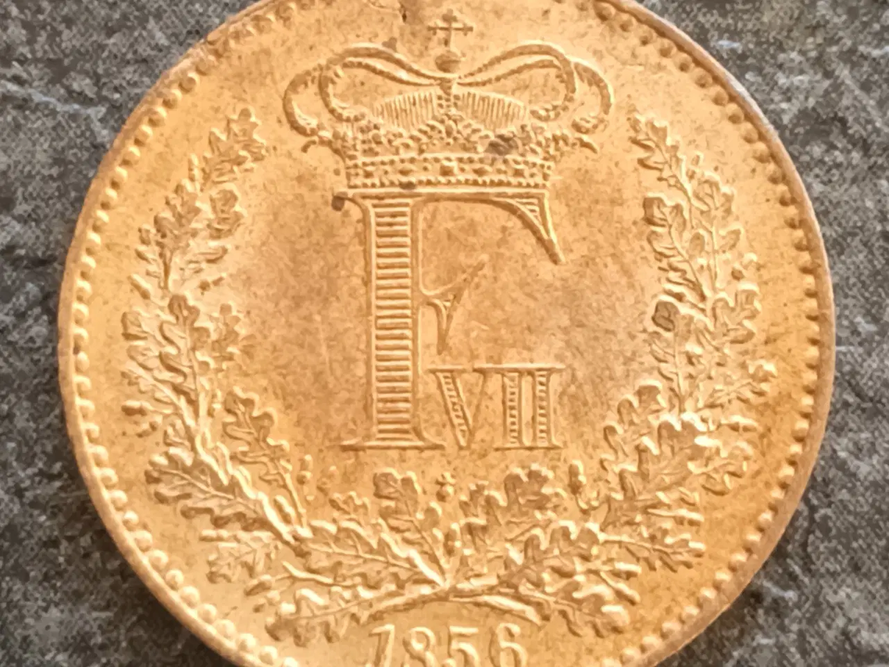 Billede 2 - 1 Skilling 1856 i superflot kvalitet.