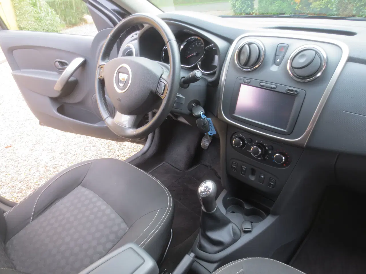 Billede 17 - Dacia Logan 1.5 DCi Stc År 2015. 