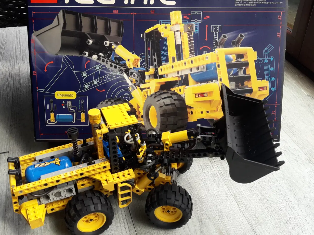 Billede 4 - LEGO Technic Gummiged Model:8459