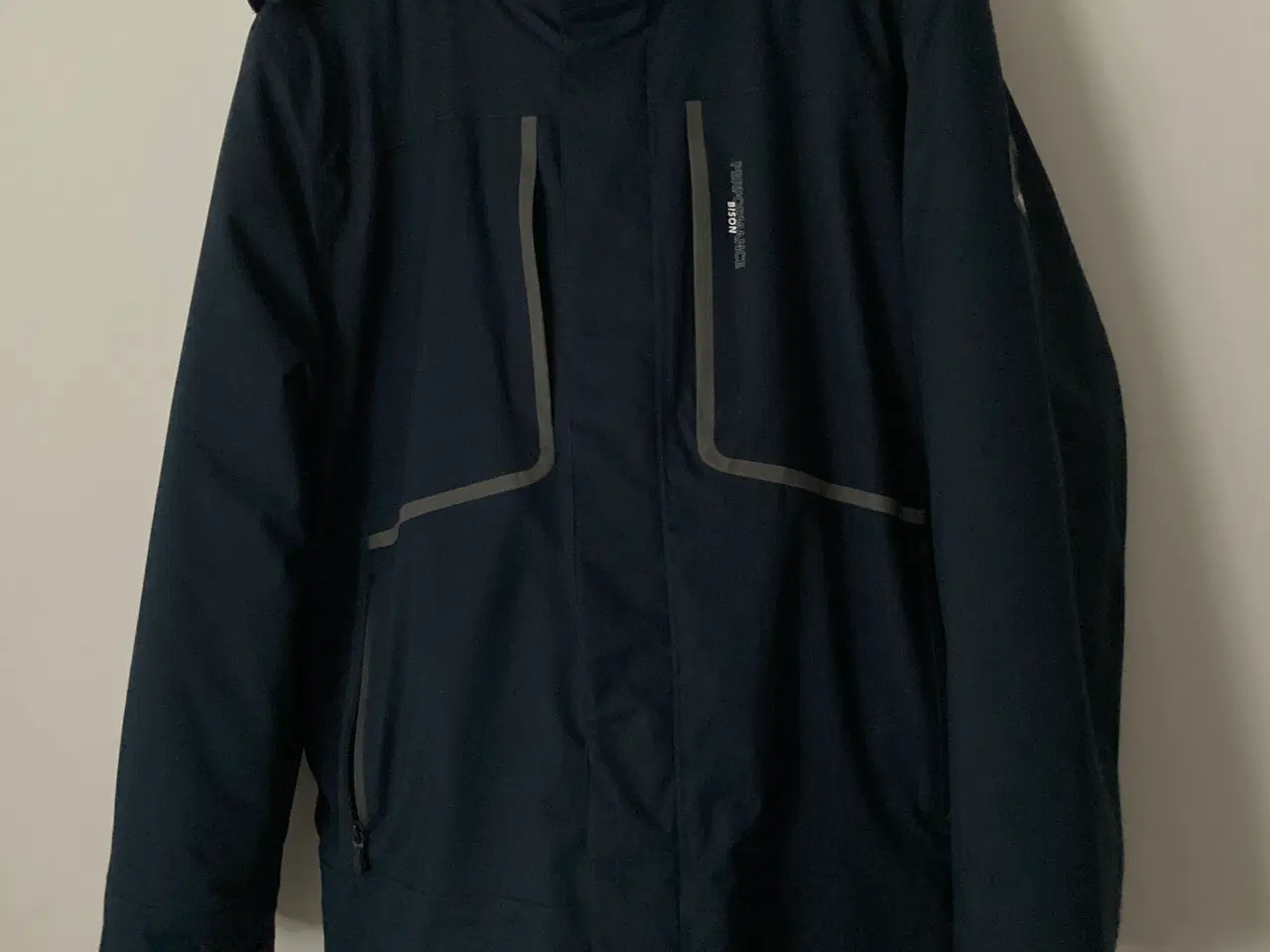 Billede 2 - Varm,  vind-og vandtæt vinterjakke sælges