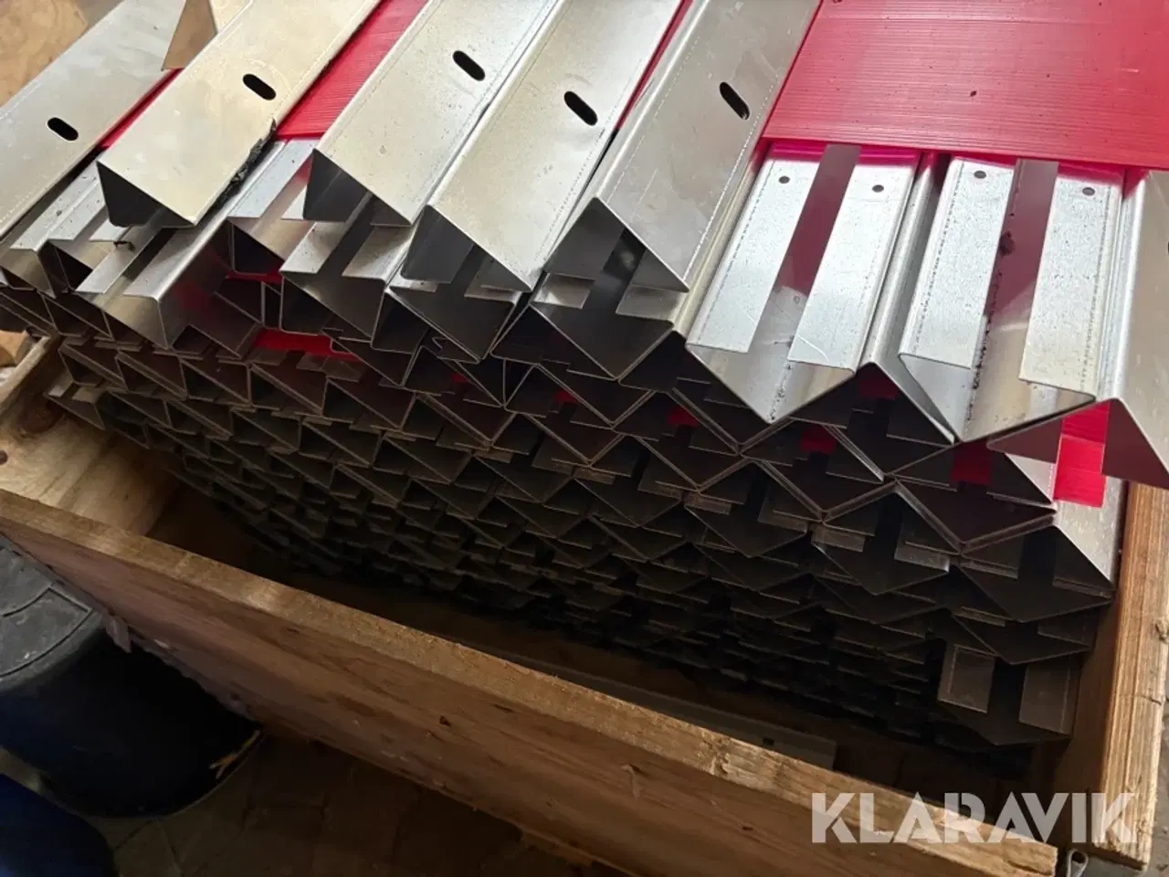 Billede 4 - Taglister aluminium Cirka 230 styk